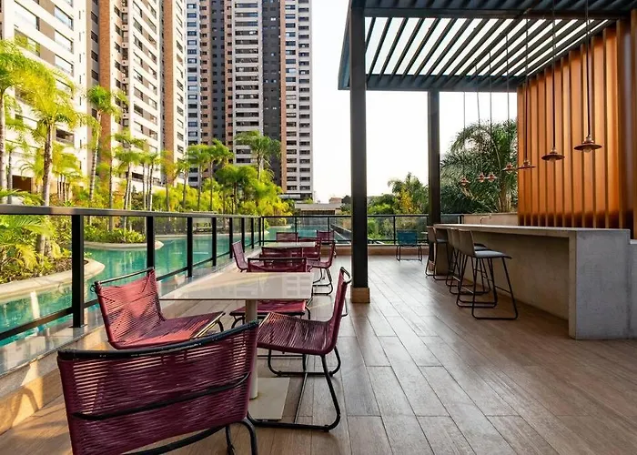 Apto Bras Com Piscina Proximo Ao Centro De Compras